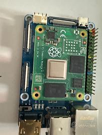 Kit Compute Module 4 + base Waveshare CM4-IO-BASE