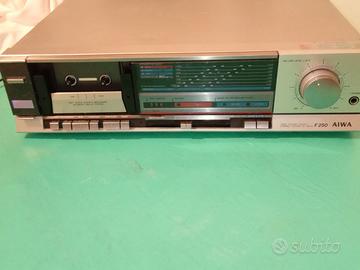 Piastra di registrazione a cassette Aiwa