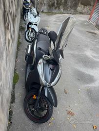 Sh 300