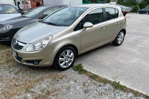 Opel corsa gancio traino