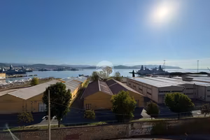 3 LOCALI A LA SPEZIA