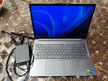 LENOVO LOQ Notebook 15.6'' Intel i5 8GB 5 rtx4050