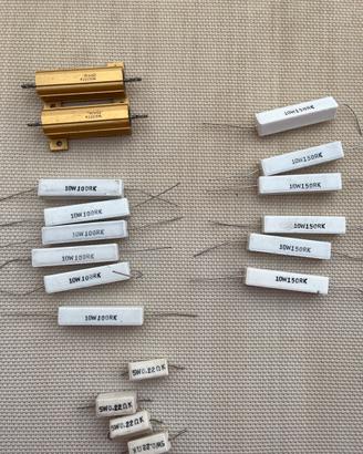 Lotto resistori in ceramica