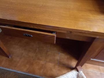 Tavolo per cucina in legno di castagno