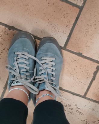 scarpe trekking CMP 38 ( vestono piccolo)