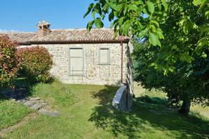 Rustico / Casale di 95 m² con 2 locali e box auto 