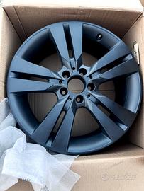 Cerchi in lega 18” 7,5J