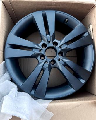 Cerchi in lega 18” 7,5J