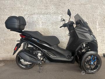 Scooter Piaggio MP3 Sport