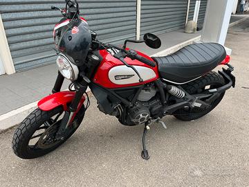 Ducati Scrambler Icon 800
