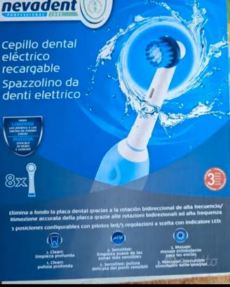 Spazzolino da denti elettrico con 8 testine inclus