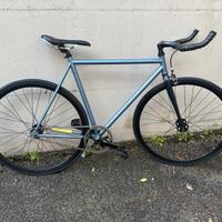 Bici scatto fisso