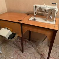 Macchina da cucire con mobile