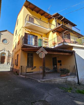 4 LOCALI A CASTEL BOGLIONE