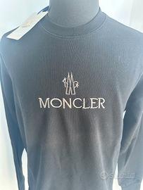 Moncler felpa con scritta a ricamo e logo