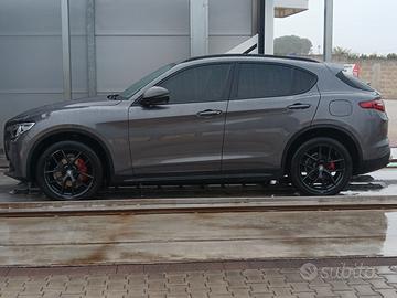 alfa romeo  Stelvio 