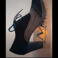 Scarpe marca Mercante di fiori modello francesine