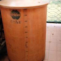 botte con rubinetto 