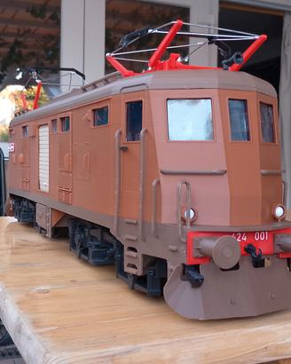 modello locomotiva e424