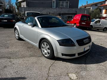 Audi TT Roadster