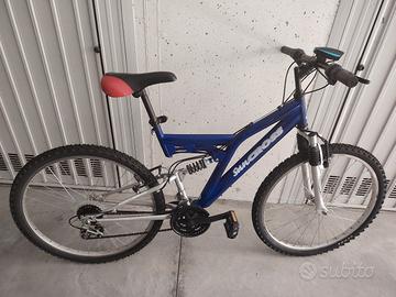 bicicletta mountain bike