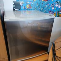 Mini freezer silver