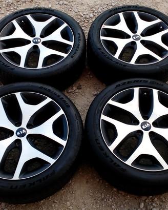 cerchi e gomme nuove 19 originali Kia 