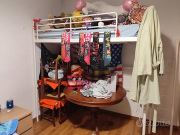 Letto a soppalco Ikea con scala 