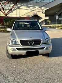 Mercedes-Benz ML 270 cambio manuale