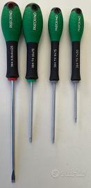 Cacciaviti Pastorino serie 384 4 pezzi X smontaggi