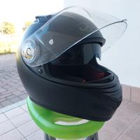 Casco e abbigliamento moto per donna