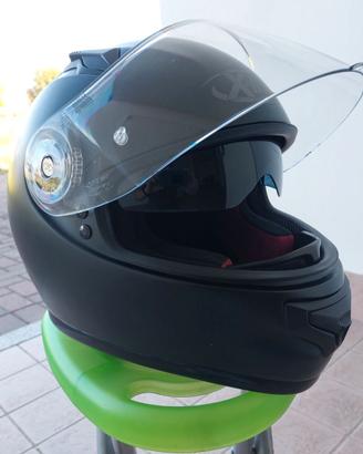 Casco e abbigliamento moto per donna
