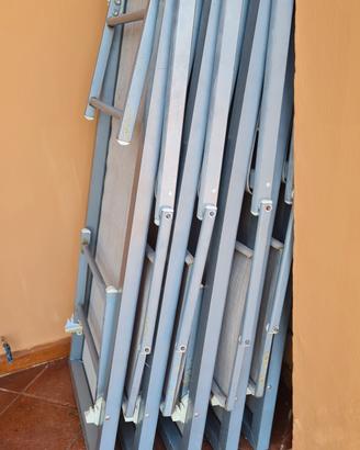  n.6 lettini con parasole. anno 2022