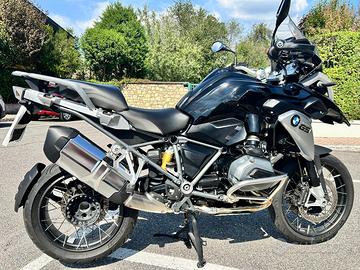 BMW R 1200 GS Triple Black – Condizioni da Vetrina
