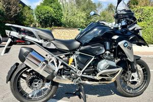 BMW R 1200 GS Triple Black – Condizioni da Vetrina