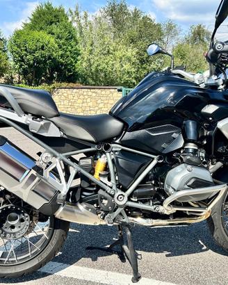 BMW R 1200 GS Triple Black – Condizioni da Vetrina