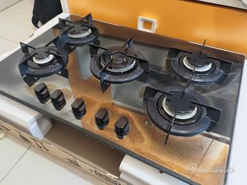 Piano cottura a gas 5 fuochi Hotpoint Ariston