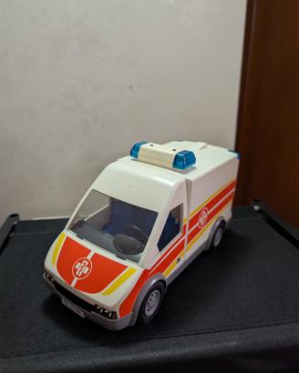 Ambulanza Playmobil