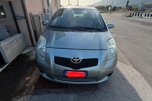 Toyota Yaris 1.3 Benzina 87 CV – 2008 – 104.000 km
