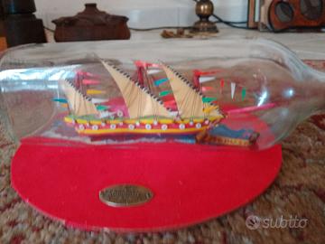 Bottiglia Con Modellino Nave Artigianale Italy