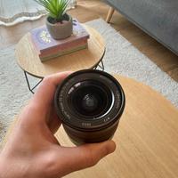 Sony Zeiss FE 16-35mm f/4 ZA OSS — come nuova