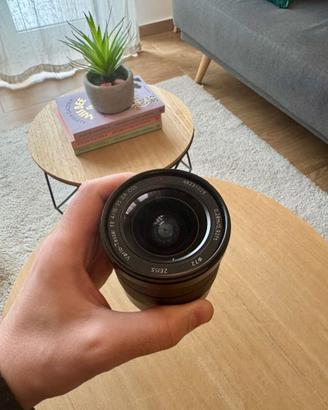 Sony Zeiss FE 16-35mm f/4 ZA OSS — come nuova