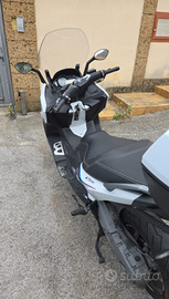 Splendida bmw c 650 sport