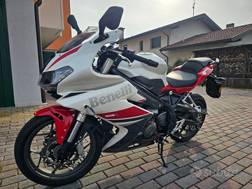 Benelli BN 302R