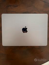 MacBook M2