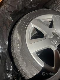 4 Cerchioni audi originali ben conservati + gomme