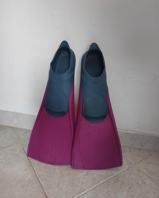 Pinne per nuoto piscina 