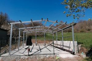 Struttura capannone/garage 60mq + basculante 