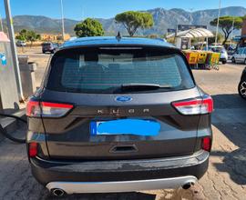 FORD Kuga 3ª serie - 2021