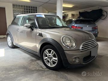 MINI ONE R56